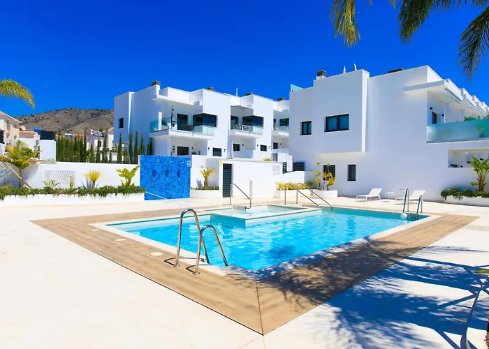 Centrally Located By Interhome Casa de Férias Nerja
